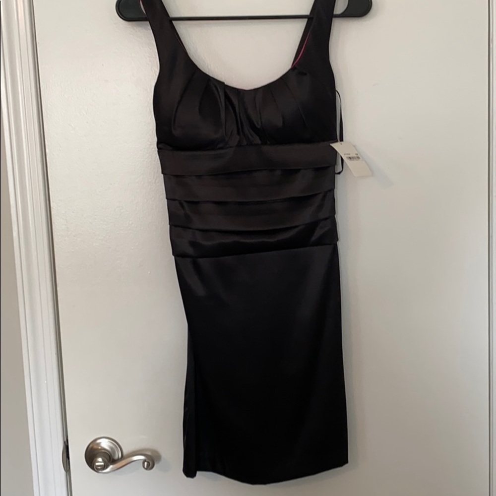Black fitting dress